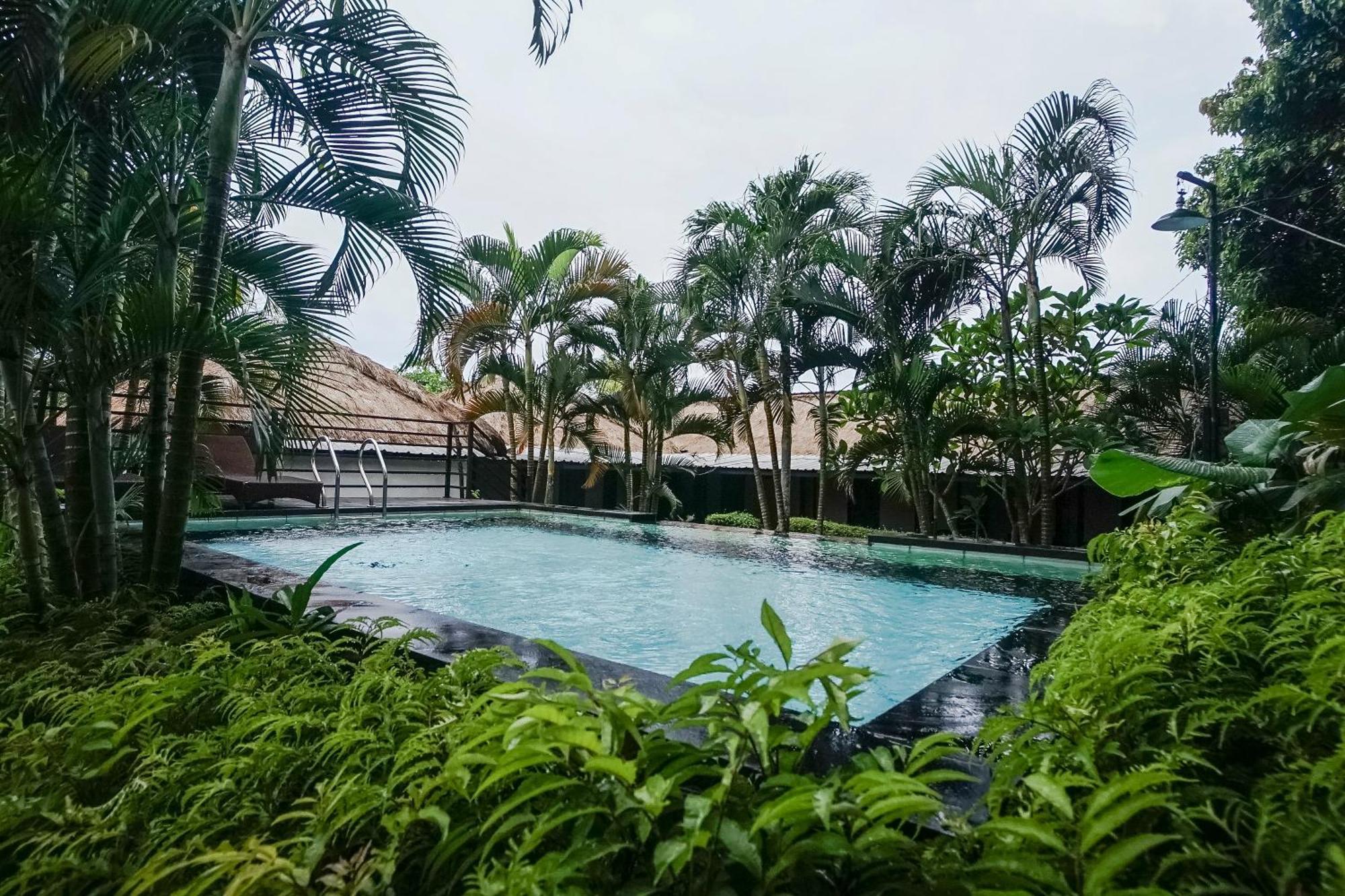 Kampung 168 Jimbaran Hotel Luaran gambar