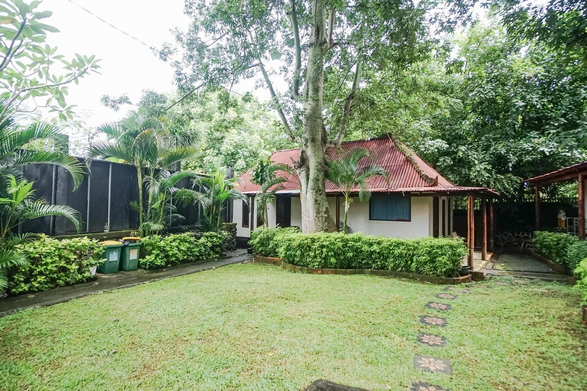 Kampung 168 Jimbaran Hotel Luaran gambar